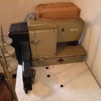 Asolatrice/macchina da cucire Necchi 400-101