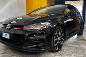 VOLKSWAGEN Golf GTI Performance 2.0 245 CV TSI D