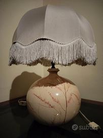 Lampada abatjour fiori ciliegio e paralume frangia