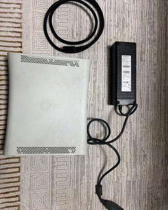 Xbox 360 usata – senza alimentatore