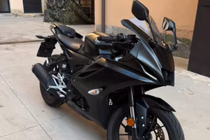 Yamaha YZF-R125