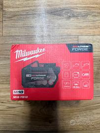Milwaukee Batteria 12Ah Forge M18 Nuova