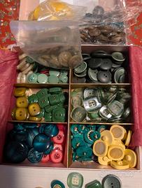 stok bottoni vintage