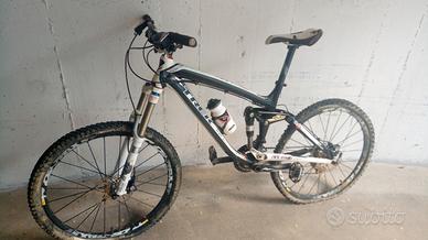 MTB full Trek Remedy