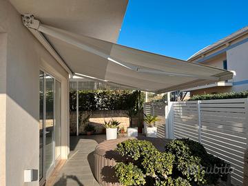 Ampia prestigiosa villa bifamiliare