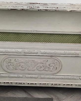 cassapanca intagliata bianco panna shabby