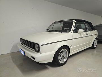 Volkswagwn Golf 1 Cabriolet Karmann