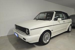 Volkswagwn Golf 1 Cabriolet Karmann
