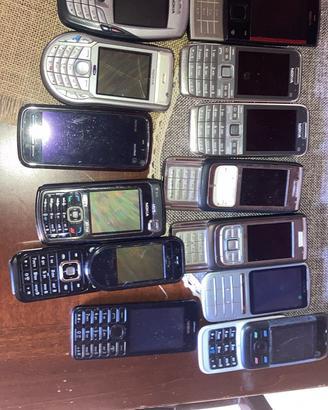 Telefoni vintage anni 90 smartphone