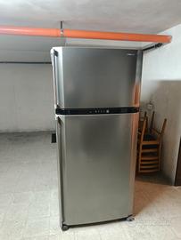 Frigorifero Sharp SJ-PT690R-S 596L ,  