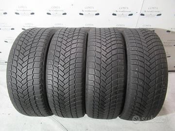 235 55 19 Michelin 2022 MS 95% Pneus