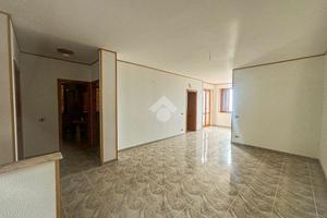 4 LOCALI A FALCONARA ALBANESE