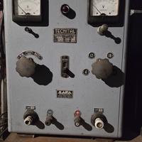 Carica batterie d'epoca