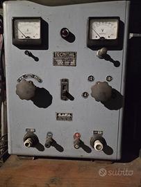 Carica batterie d'epoca