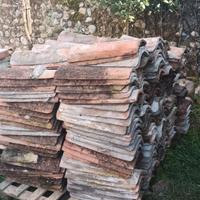 Coppi vecchi per copertura tetti