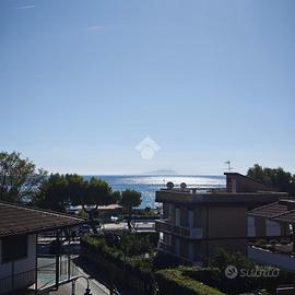 PALAZZINA A MINTURNO