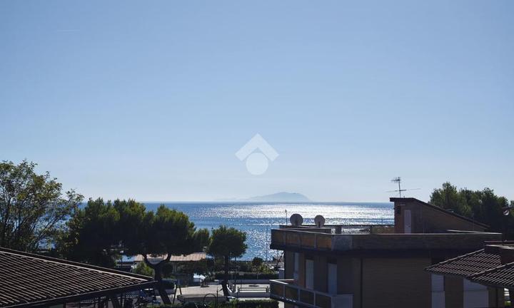 PALAZZINA A MINTURNO