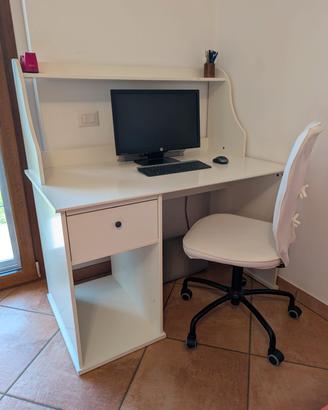 Scrivania IKEA Bianca 120x70cm con Mensola e sedia