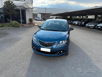 Lancia Ypsilon 1.0 hybrid ecochic 70cv 51kw Gold