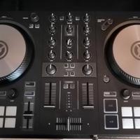 NATIVE INSTRUMENTS Traktor Kontrol S2 MK3