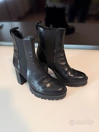 Stivaletti in pelle da donna nuovi n.37