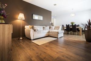 DUE LOCALI IN FASE DI RISTRUTTURAZIONE