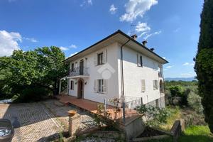 TRIFAMILIARE A PALESTRINA