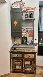 Angolo bar industrial vintage