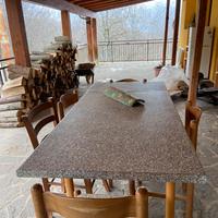 Tavolino con 5 sedie