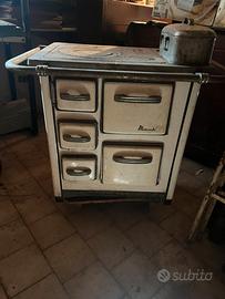 Cucina economica a legna