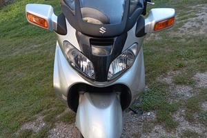 Scooter Burgman 650