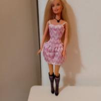 Barbie 1999 con stivali neri