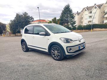 Volkswagen Up Cross