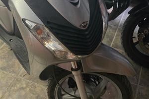 Honda sh 150 i doppio disco