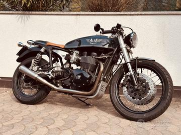 Moto Cafe Racer TRIUMPH BONNEVILLE