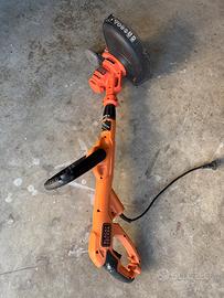 Taglia bordi BLACK + DECKER