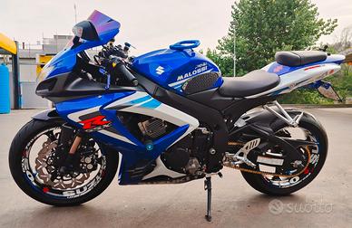 GSXR 750 + (2x AGV k1s / insta 360 x5 )