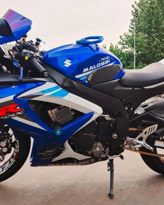 GSXR 750 + (2x AGV k1s / insta 360 x5 )