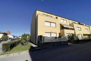 Immobile in asta di 161 m² con 4 locali e box auto