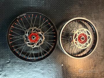 Coppia cerchi completi 19-21 ktm gasgas husqvarna