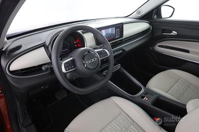 FIAT 600 (2023-->) 600 Hybrid 110 CV DCT MHEV La P