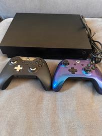 console Xbox One X con hard disk da 1 TB