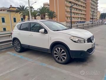 Auto Nissan Qashqai