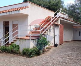 Villa o villino - Carini