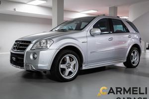 Mercedes ML 63 AMG V-MAX –SERVICE MERCEDES-UFFIC.