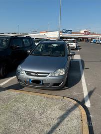 Opel Corsa 2005 86000 km