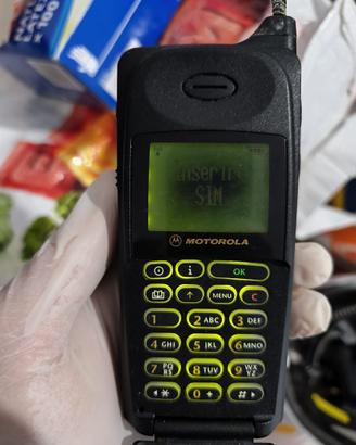 cellulare Motorola Micro Tac griffato TIM