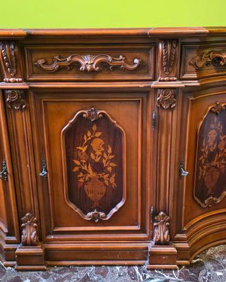 Credenza classica in legno massello