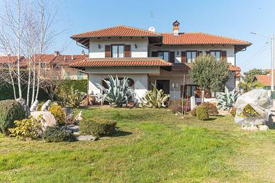 VILLA SINGOLA A BARBANIA