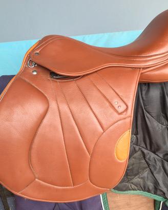 sella artigianale taglia 18
